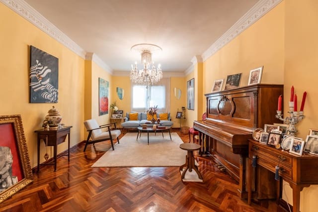 6 sypialnia Willa na sprzedaż w Boadilla del Monte z basenem garażem - 1 500 000 € (Ref: 9022358)