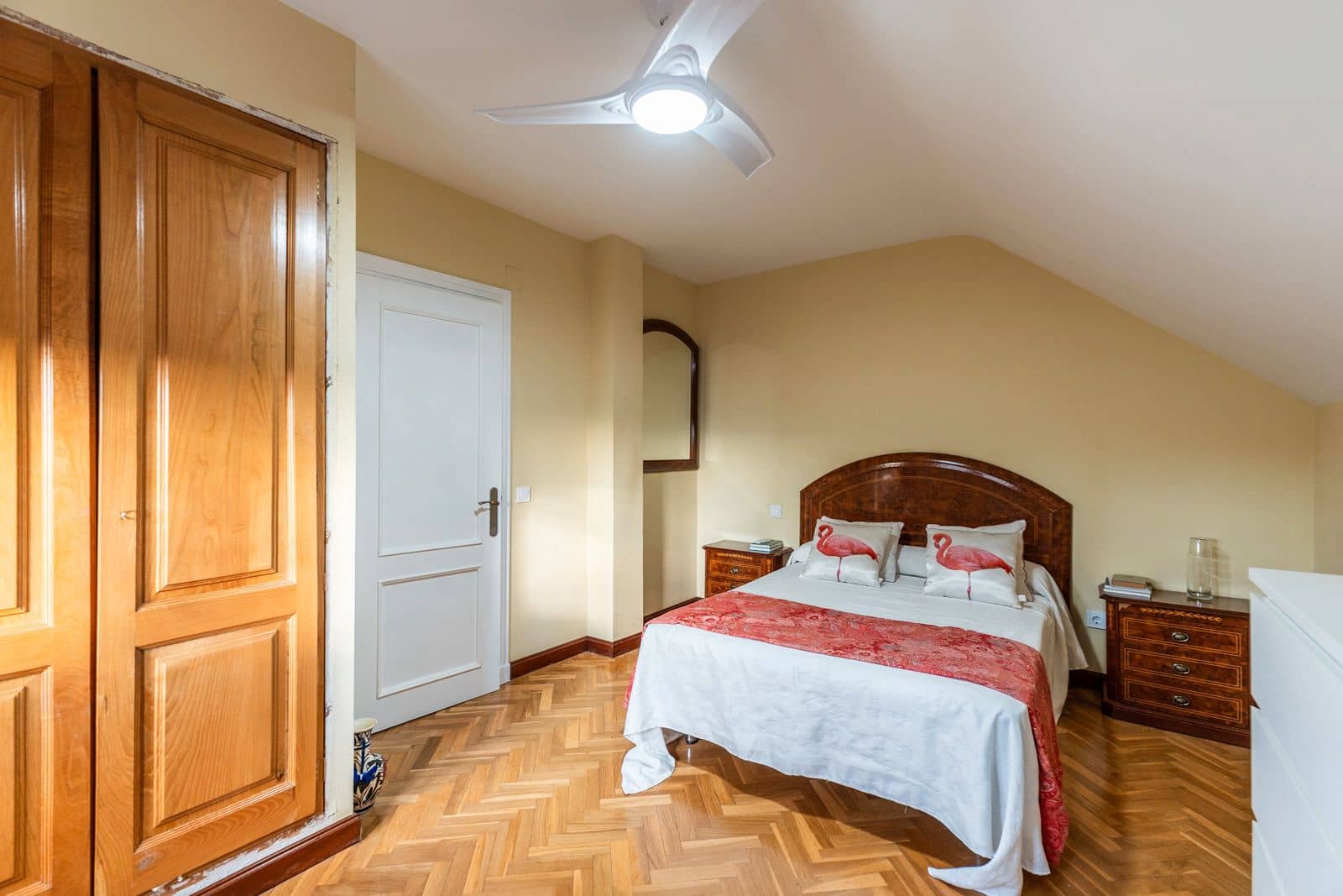 6 soveværelse Villa til salg i Boadilla del Monte med swimmingpool garage - € 1.500.000 (Ref: 9022358)