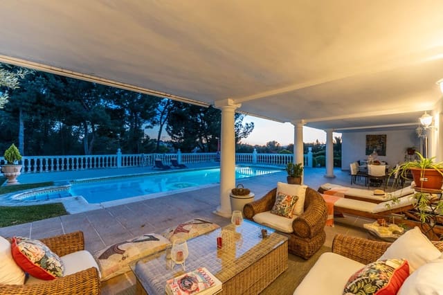 6 sypialnia Willa na sprzedaż w Boadilla del Monte z basenem garażem - 1 500 000 € (Ref: 9022358)