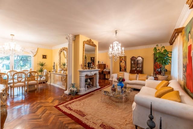 6 sypialnia Willa na sprzedaż w Boadilla del Monte z basenem garażem - 1 500 000 € (Ref: 9022358)