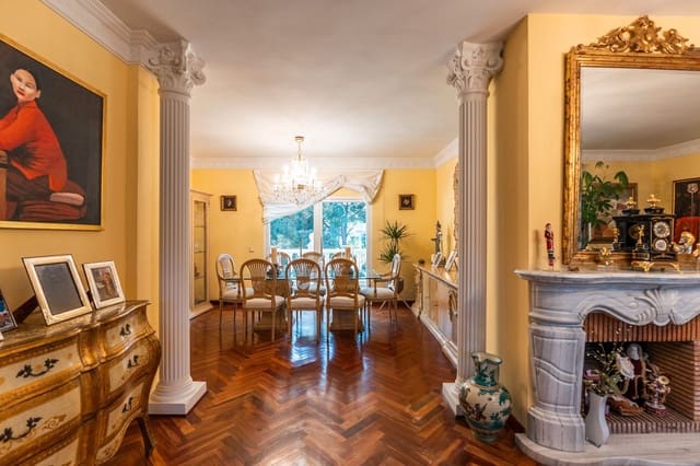 6 sypialnia Willa na sprzedaż w Boadilla del Monte z basenem garażem - 1 500 000 € (Ref: 9022358)