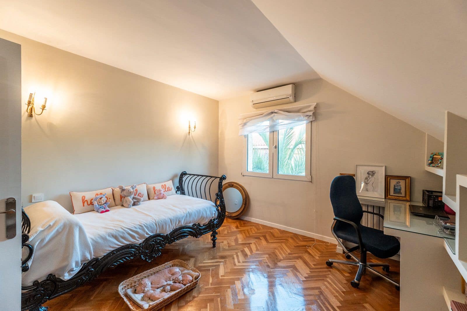 6 soveværelse Villa til salg i Boadilla del Monte med swimmingpool garage - € 1.500.000 (Ref: 9022358)