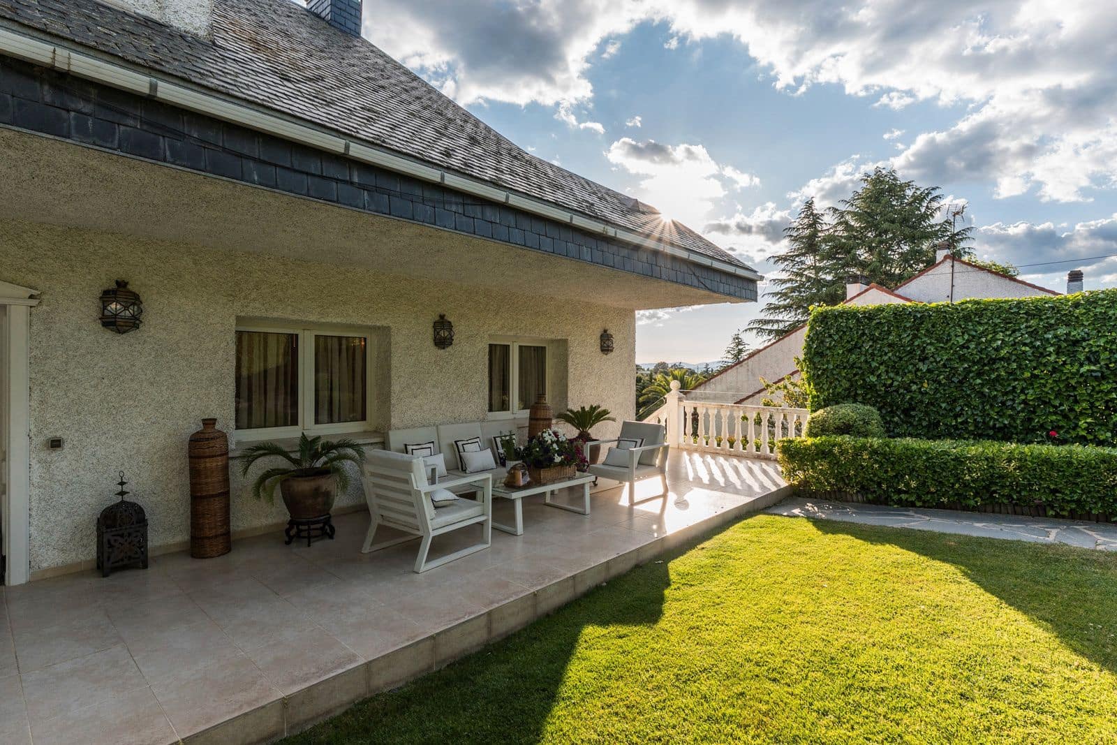 6 soveværelse Villa til salg i Boadilla del Monte med swimmingpool garage - € 1.500.000 (Ref: 9022358)