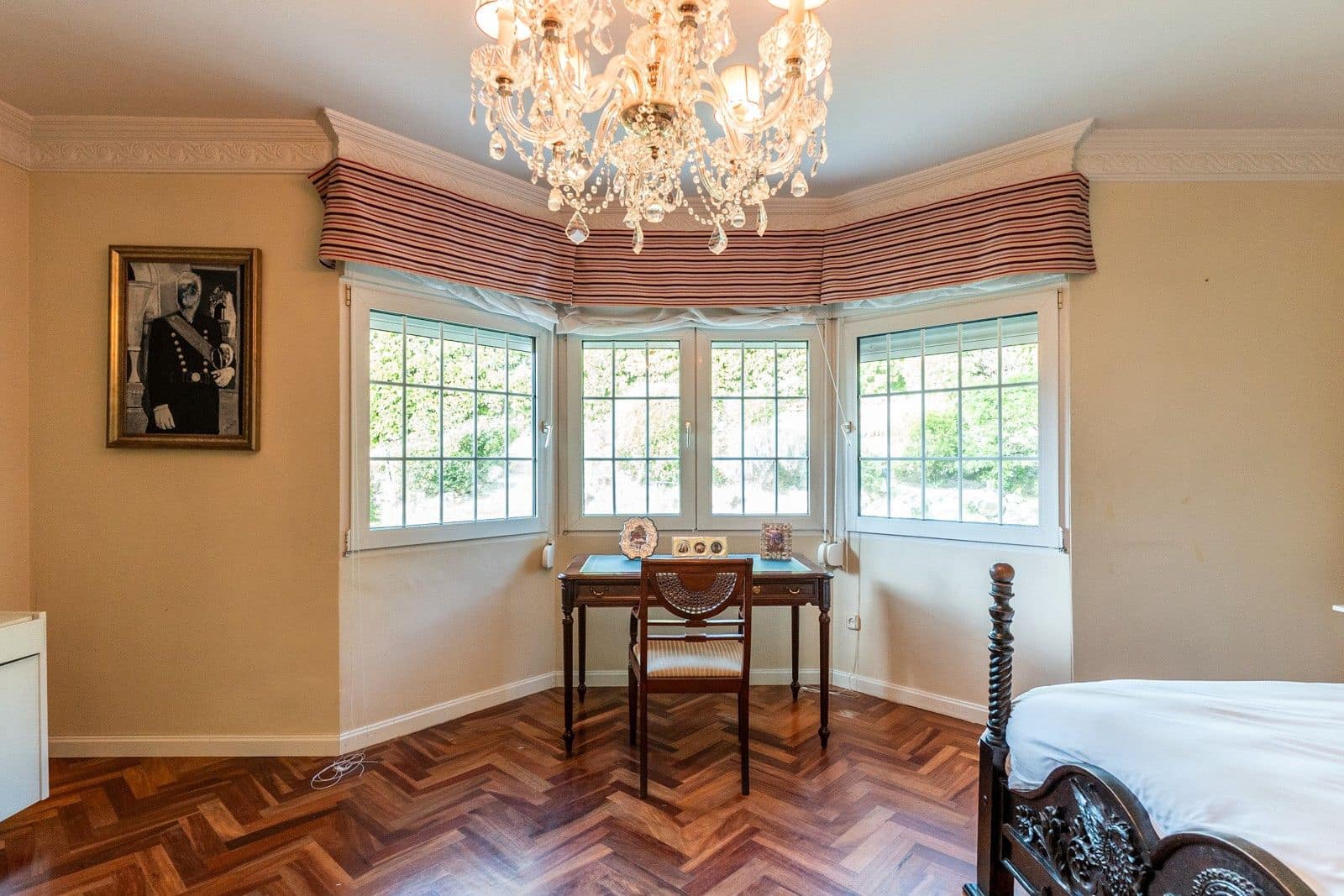 6 soveværelse Villa til salg i Boadilla del Monte med swimmingpool garage - € 1.500.000 (Ref: 9022358)