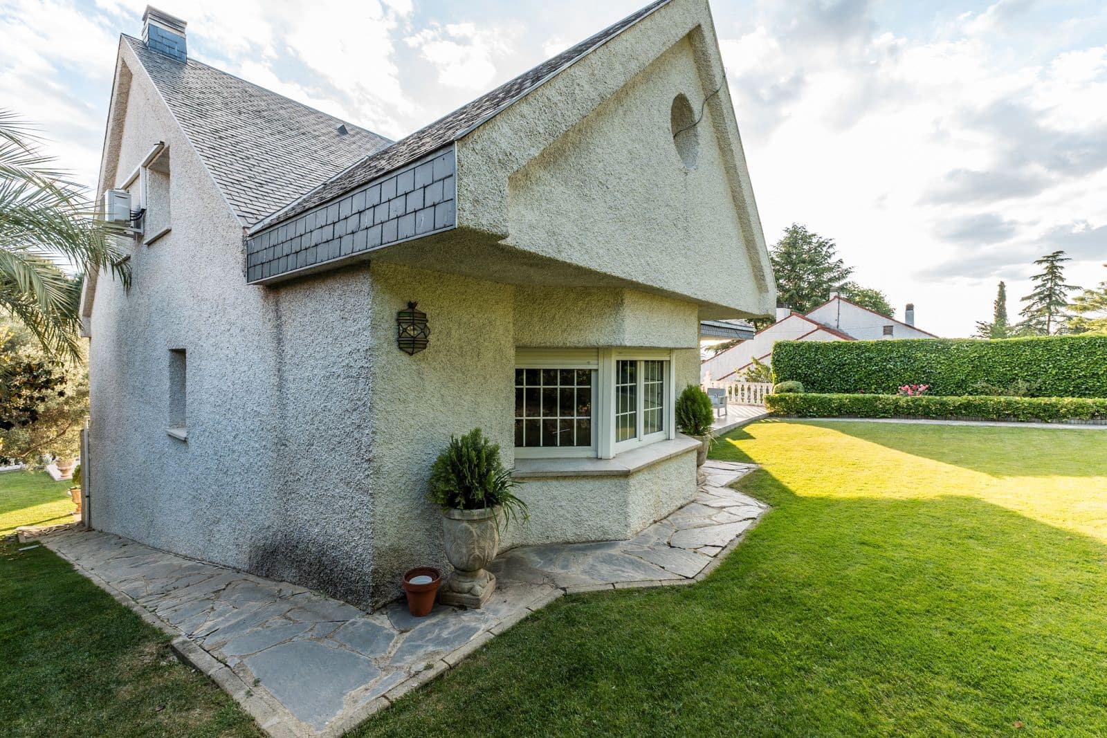 6 soveværelse Villa til salg i Boadilla del Monte med swimmingpool garage - € 1.500.000 (Ref: 9022358)