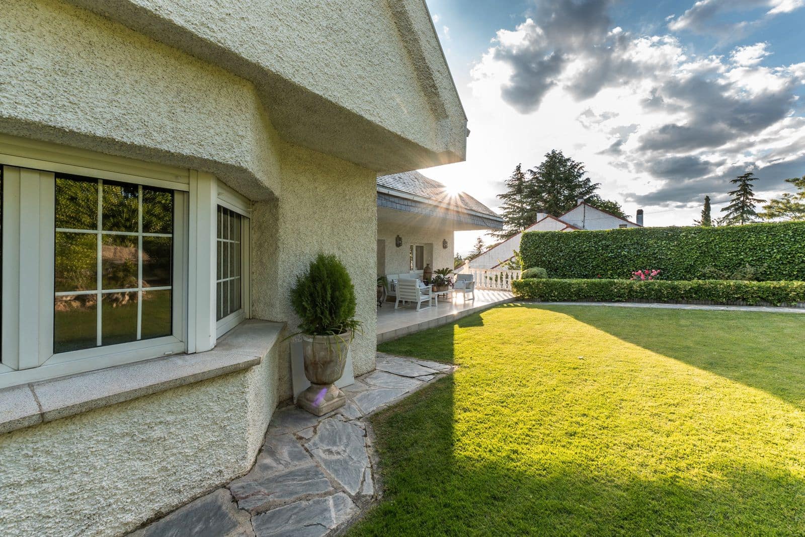 6 soveværelse Villa til salg i Boadilla del Monte med swimmingpool garage - € 1.500.000 (Ref: 9022358)