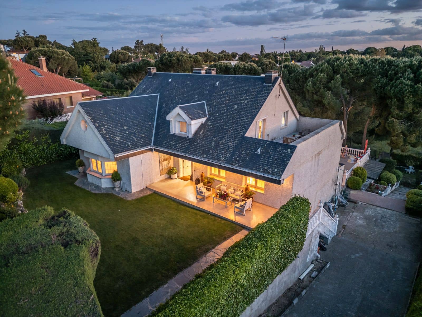 6 soveværelse Villa til salg i Boadilla del Monte med swimmingpool garage - € 1.500.000 (Ref: 9022358)