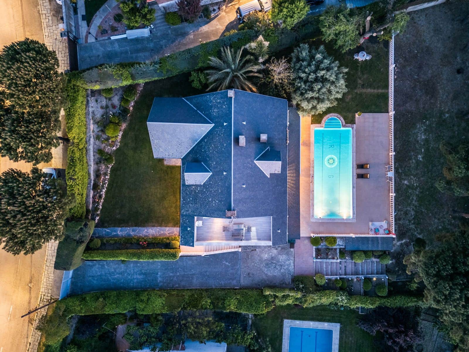 6 soveværelse Villa til salg i Boadilla del Monte med swimmingpool garage - € 1.500.000 (Ref: 9022358)