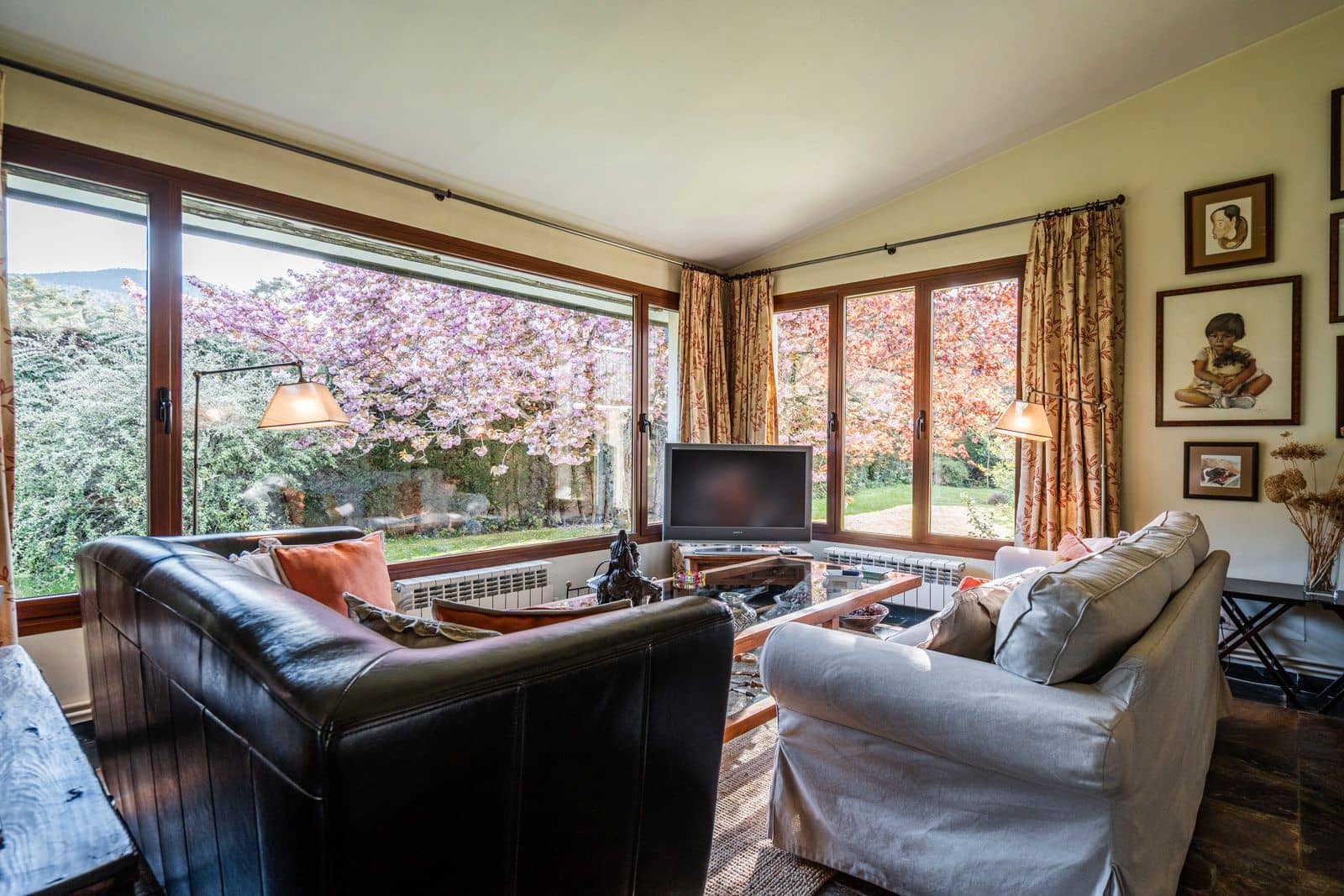 5 soveværelse Villa til salg i El Espinar med garage - € 930.000 (Ref: 9028440)