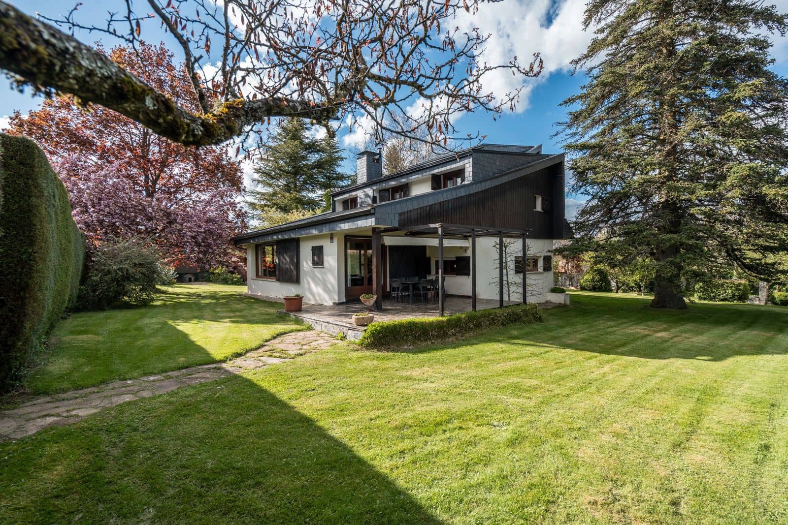 5 soveværelse Villa til salg i El Espinar med garage - € 930.000 (Ref: 9028440)