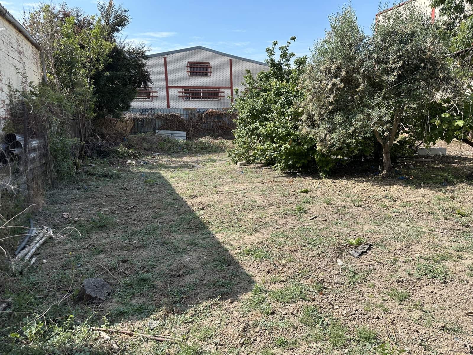 Ubebygd land til salgs i Paracuellos de Jarama - € 165 000 (Ref: 9030857)