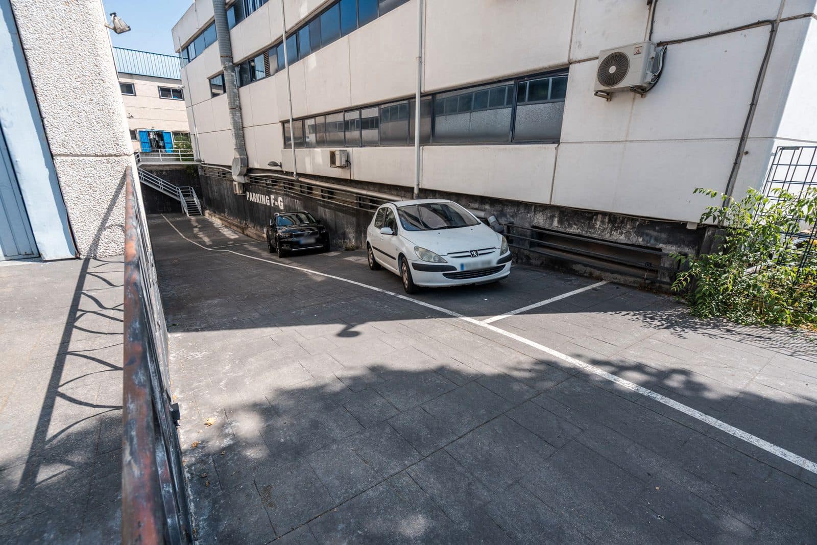 Erhverv til salg i Mostoles - € 1.390.000 (Ref: 9064712)