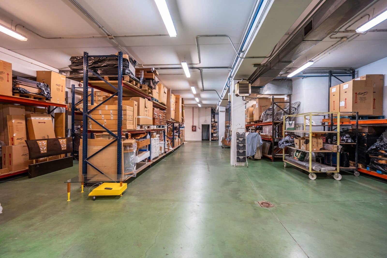 Erhverv til salg i Mostoles - € 1.390.000 (Ref: 9064712)