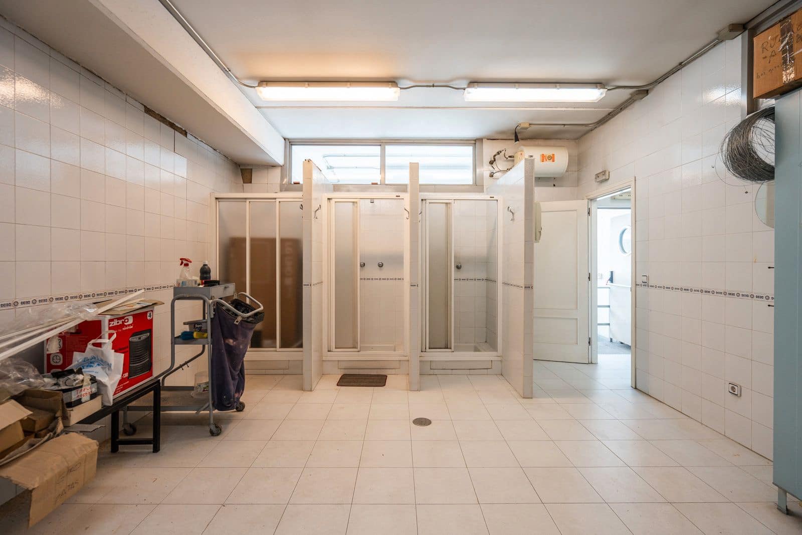 Erhverv til salg i Mostoles - € 1.390.000 (Ref: 9064712)