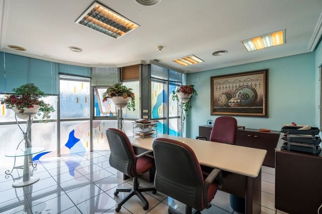 Commercial for sale in Móstoles - € 1,390,000 (Ref: 9064712)