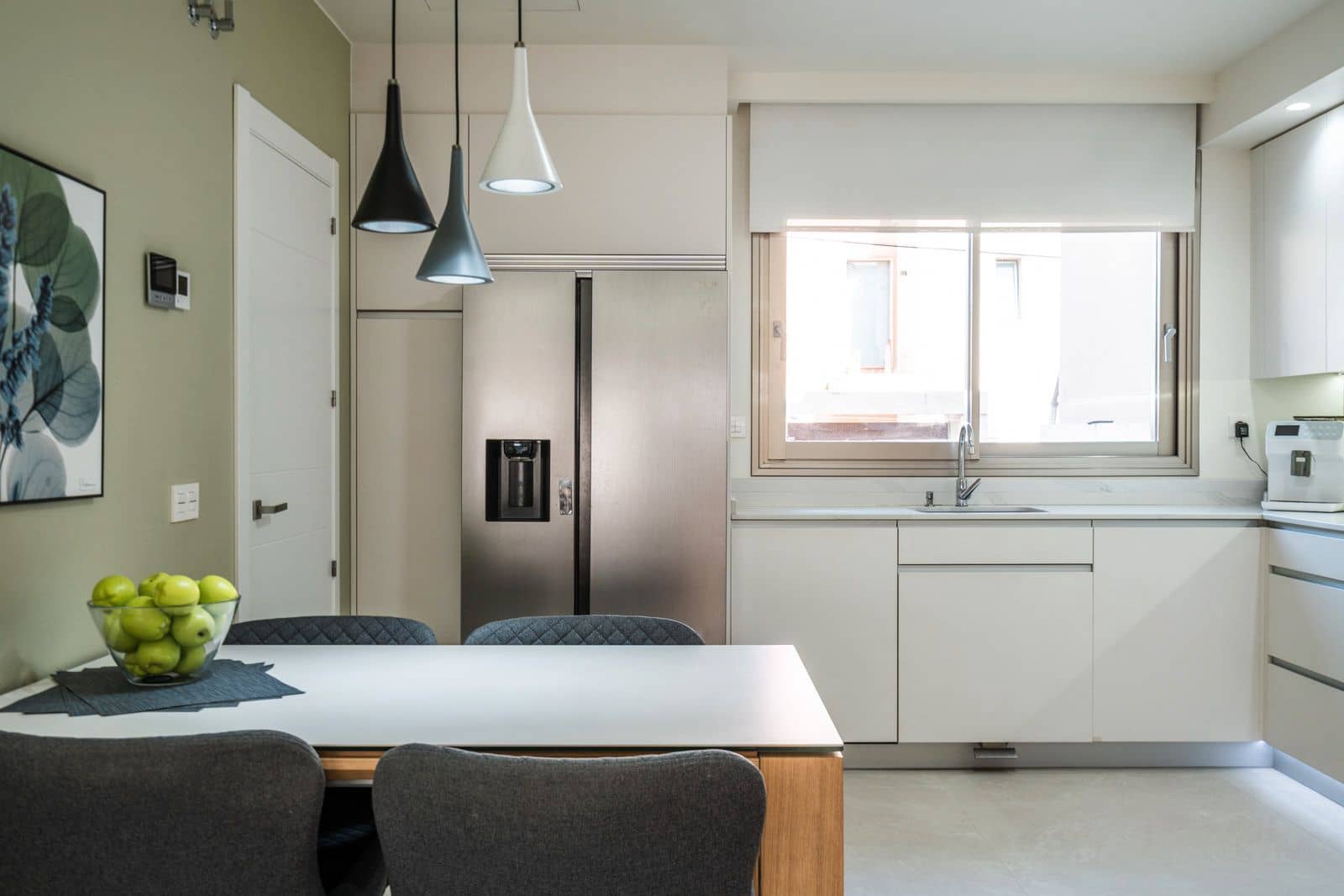 4 sypialnia Dom blizniak na sprzedaż w Miasto Madryt z basenem garażem - 1 595 000 € (Ref: 9081063)