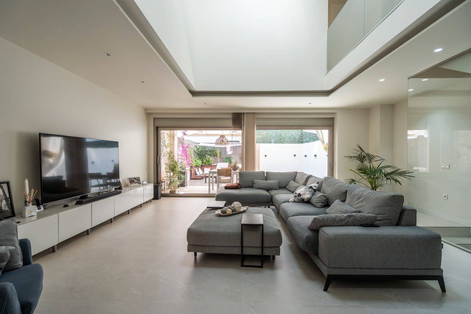 4 sypialnia Dom blizniak na sprzedaż w Miasto Madryt z basenem garażem - 1 595 000 € (Ref: 9081063)