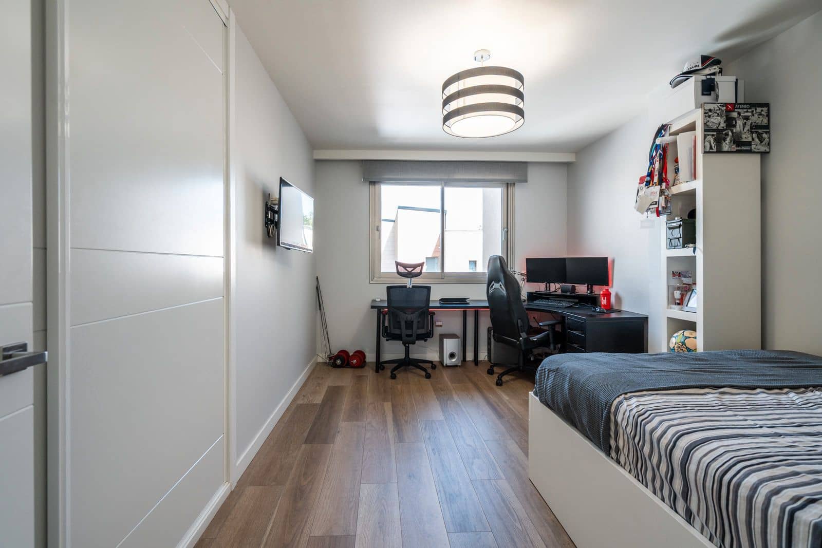 4 sypialnia Dom blizniak na sprzedaż w Miasto Madryt z basenem garażem - 1 595 000 € (Ref: 9081063)