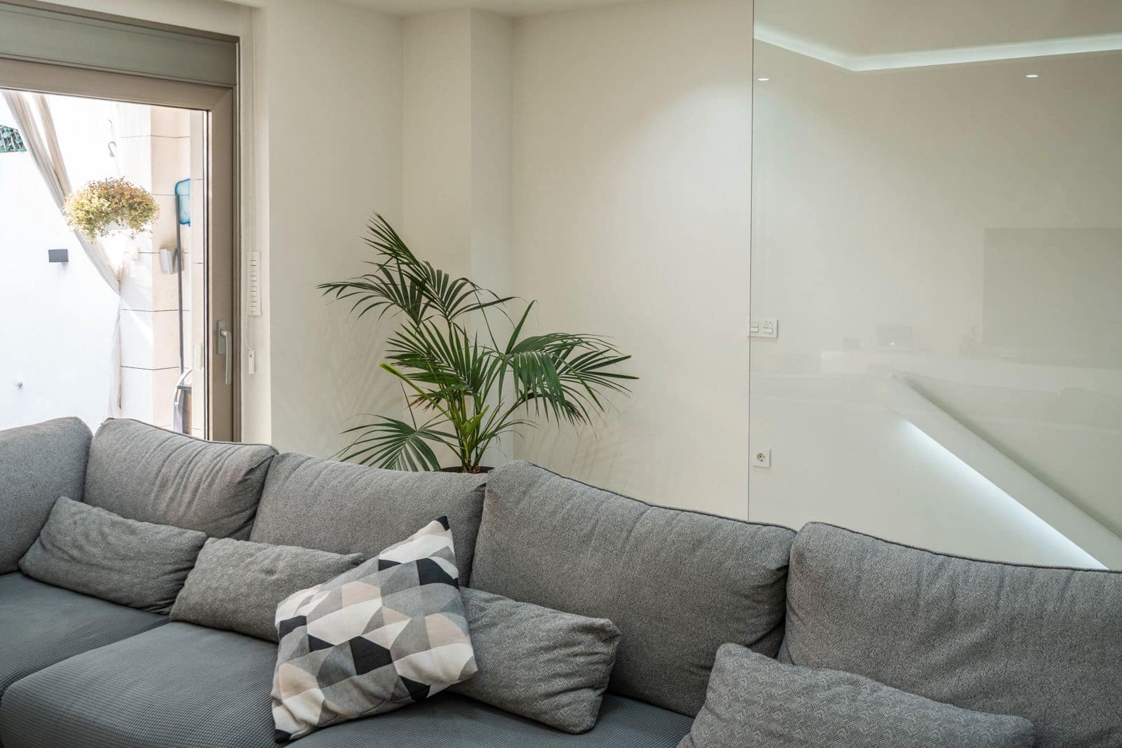 4 sypialnia Dom blizniak na sprzedaż w Miasto Madryt z basenem garażem - 1 595 000 € (Ref: 9081063)