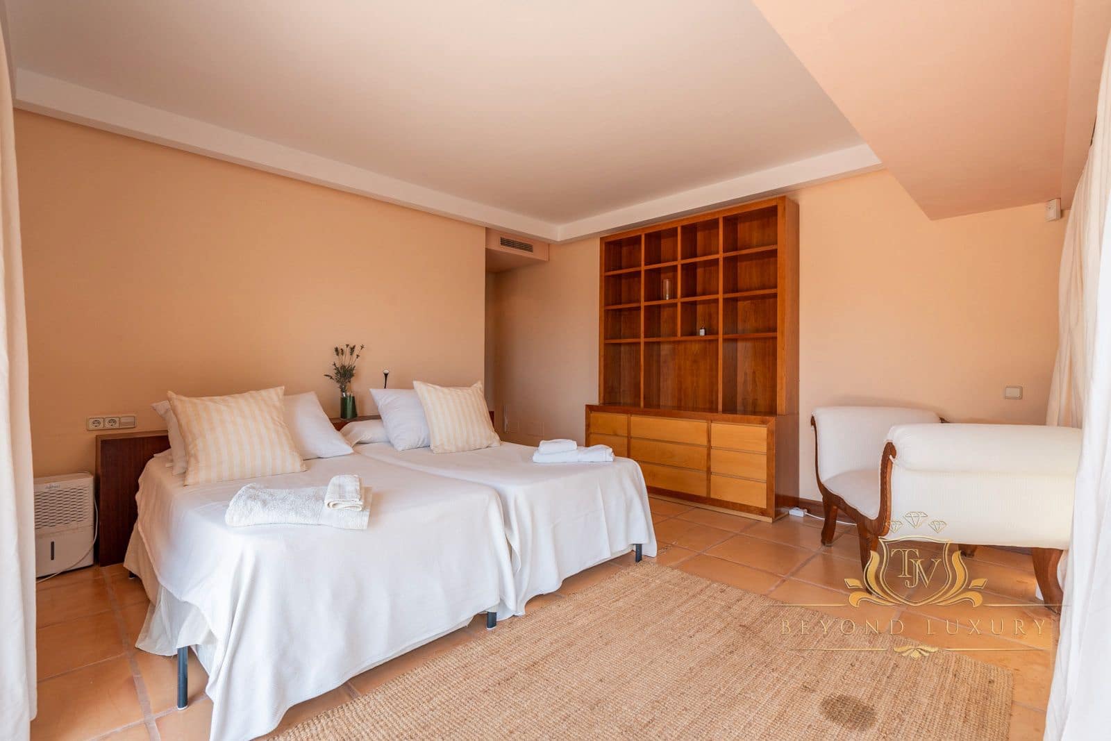 6 sypialnia Willa na sprzedaż w Miasto Ibiza / Eivissa z basenem garażem - 10 000 000 € (Ref: 9101397)