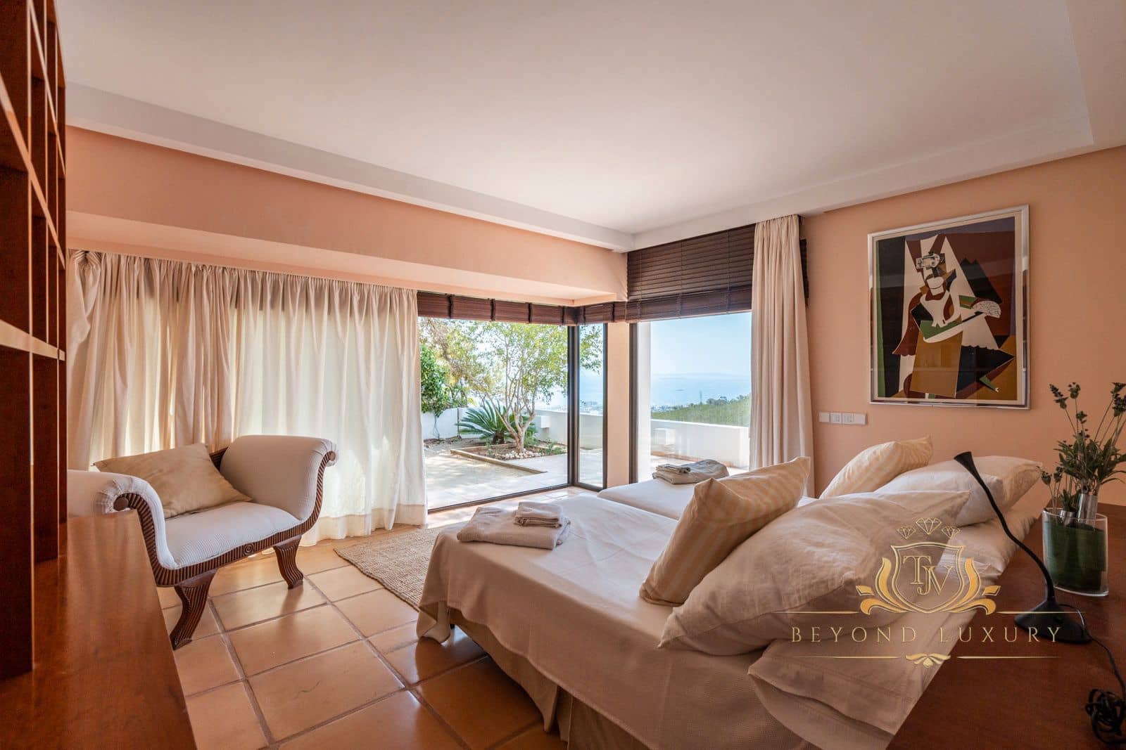 6 sypialnia Willa na sprzedaż w Miasto Ibiza / Eivissa z basenem garażem - 10 000 000 € (Ref: 9101397)