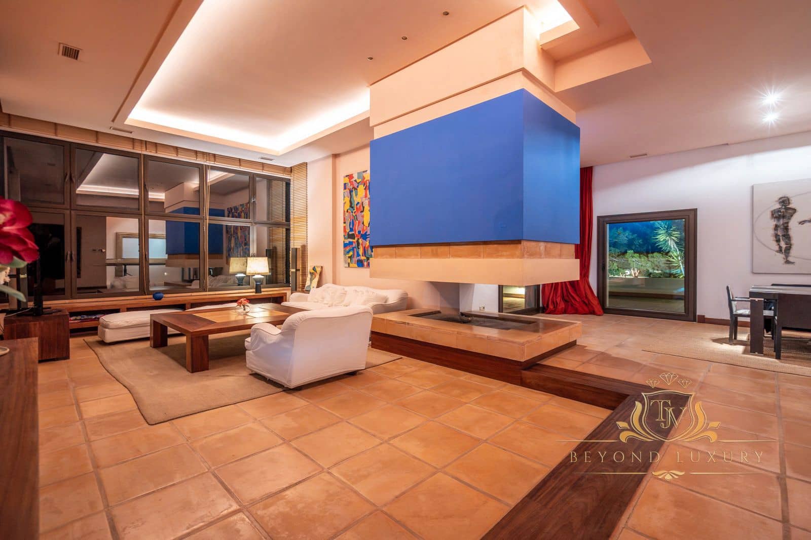 6 sypialnia Willa na sprzedaż w Miasto Ibiza / Eivissa z basenem garażem - 10 000 000 € (Ref: 9101397)