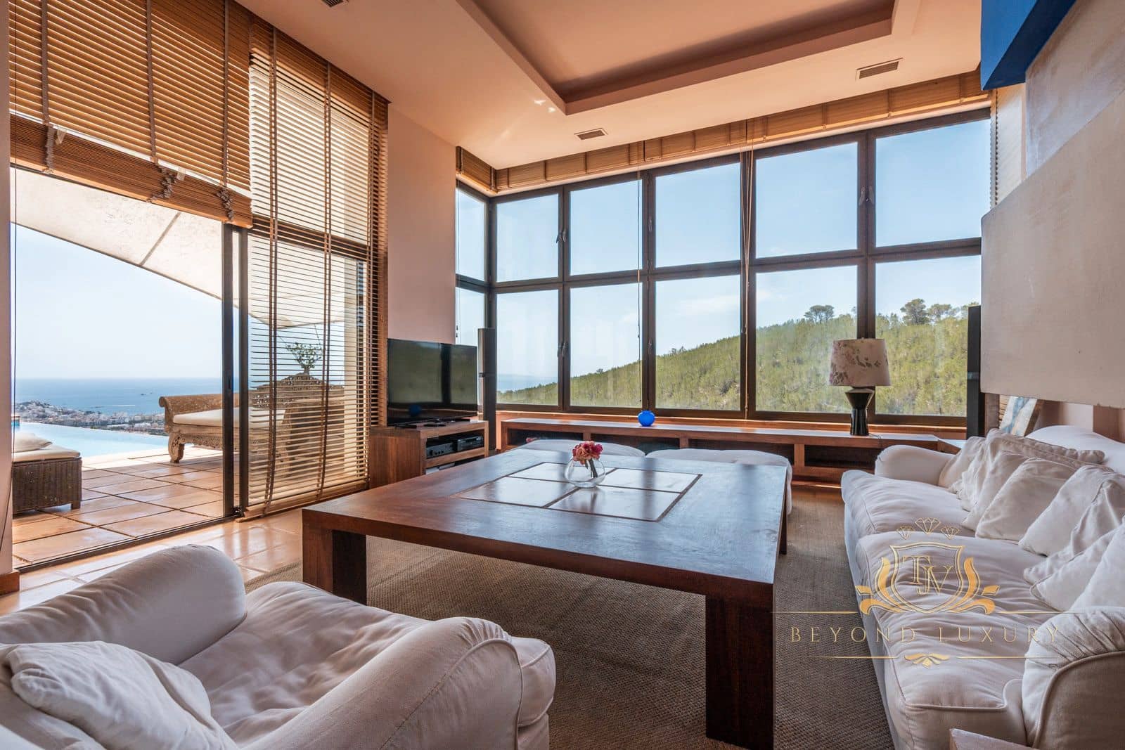 6 sypialnia Willa na sprzedaż w Miasto Ibiza / Eivissa z basenem garażem - 10 000 000 € (Ref: 9101397)