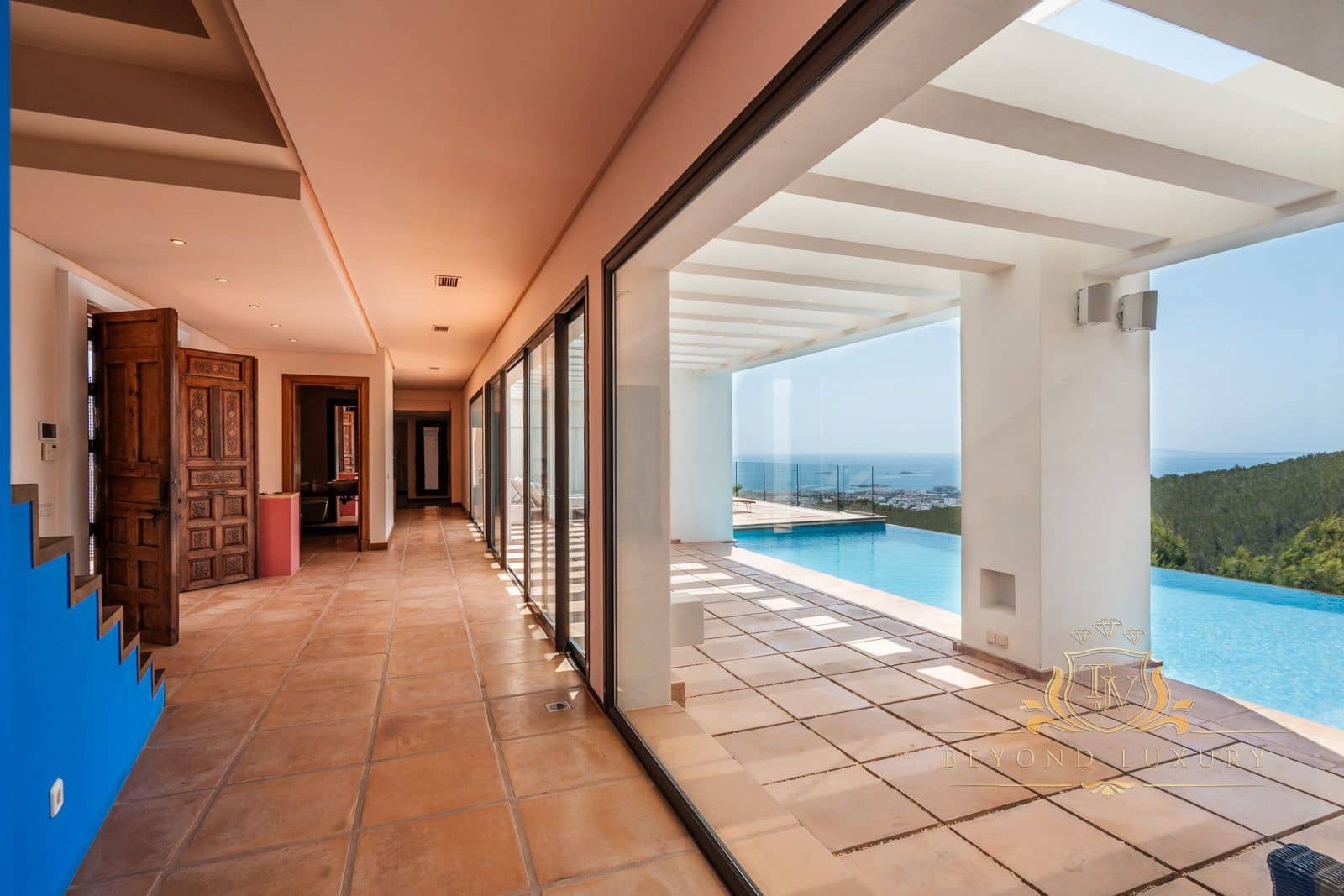 6 sypialnia Willa na sprzedaż w Miasto Ibiza / Eivissa z basenem garażem - 10 000 000 € (Ref: 9101397)