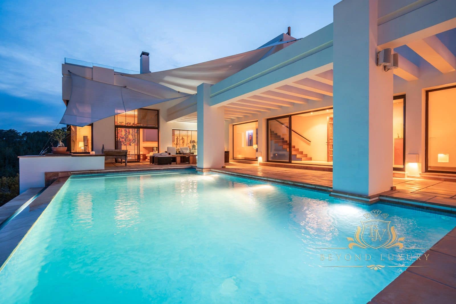 6 sypialnia Willa na sprzedaż w Miasto Ibiza / Eivissa z basenem garażem - 10 000 000 € (Ref: 9101397)