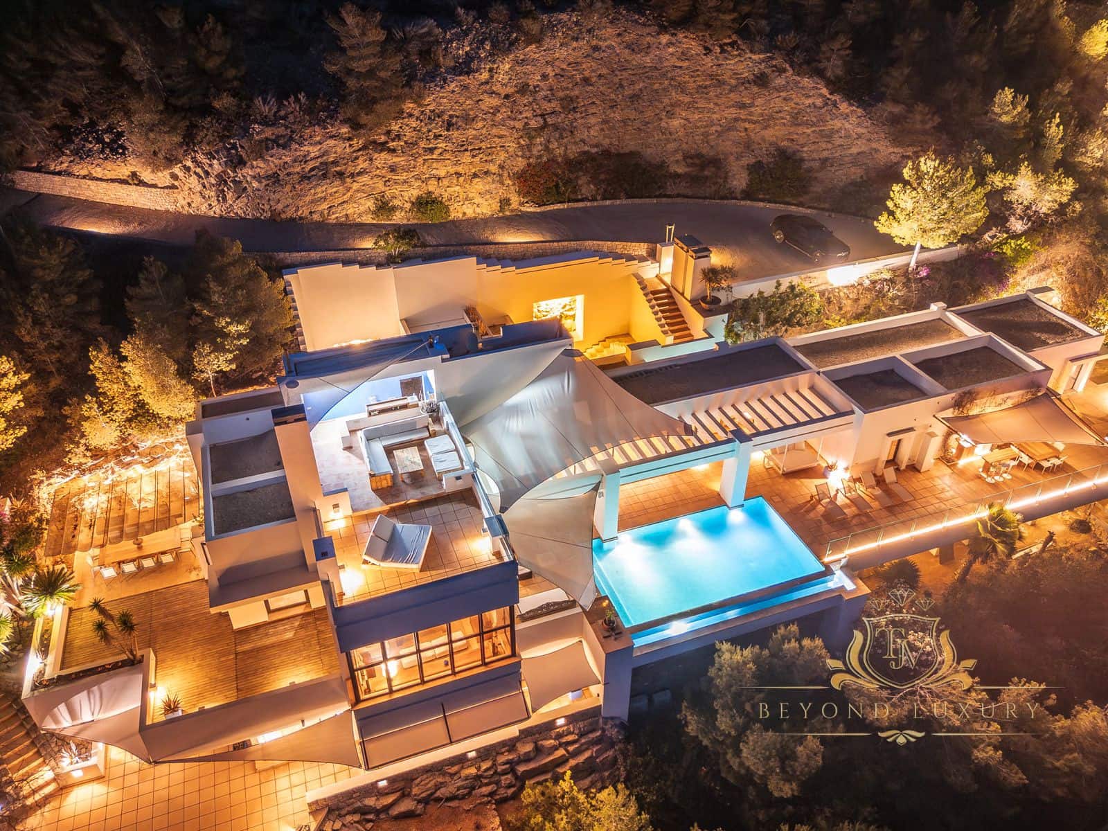 6 sypialnia Willa na sprzedaż w Miasto Ibiza / Eivissa z basenem garażem - 10 000 000 € (Ref: 9101397)