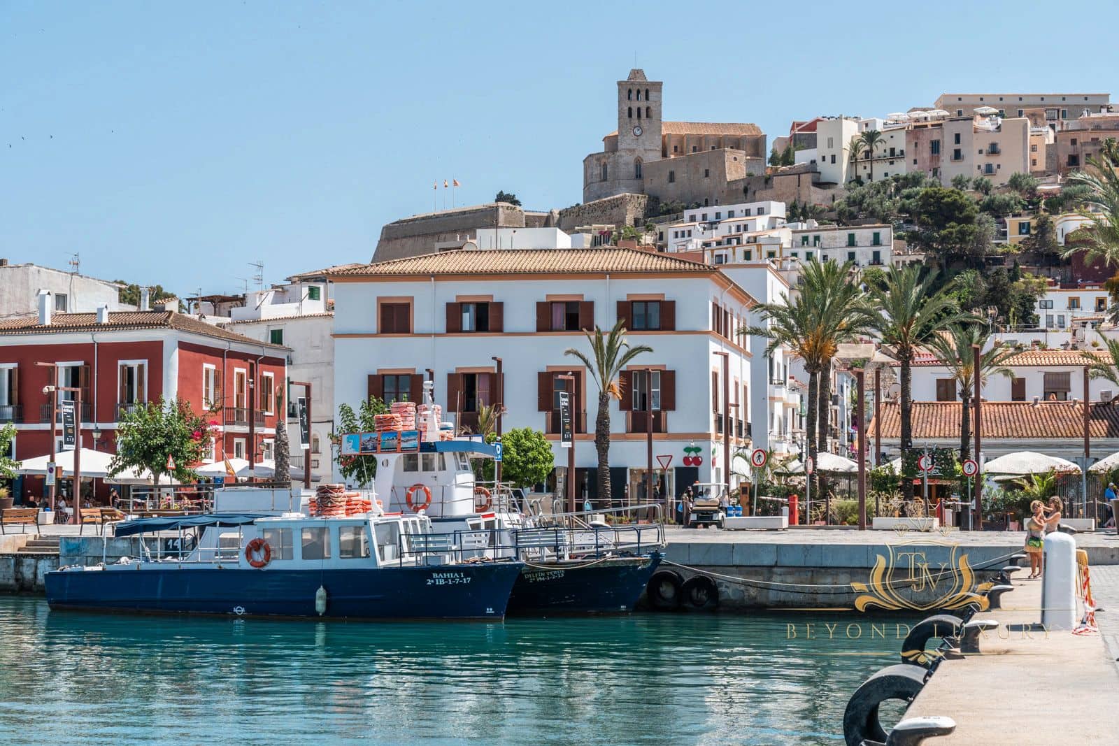 6 sypialnia Willa na sprzedaż w Miasto Ibiza / Eivissa z basenem garażem - 10 000 000 € (Ref: 9101397)