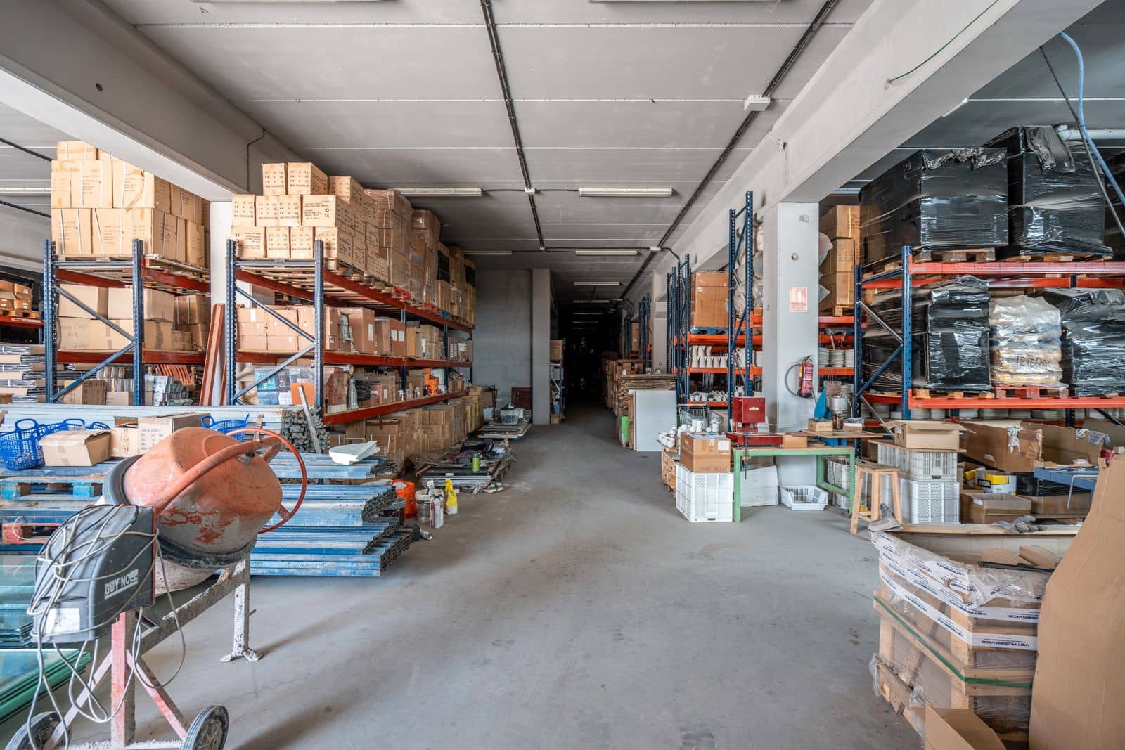 Erhverv til salg i Colmenar Viejo - € 3.990.000 (Ref: 9104106)