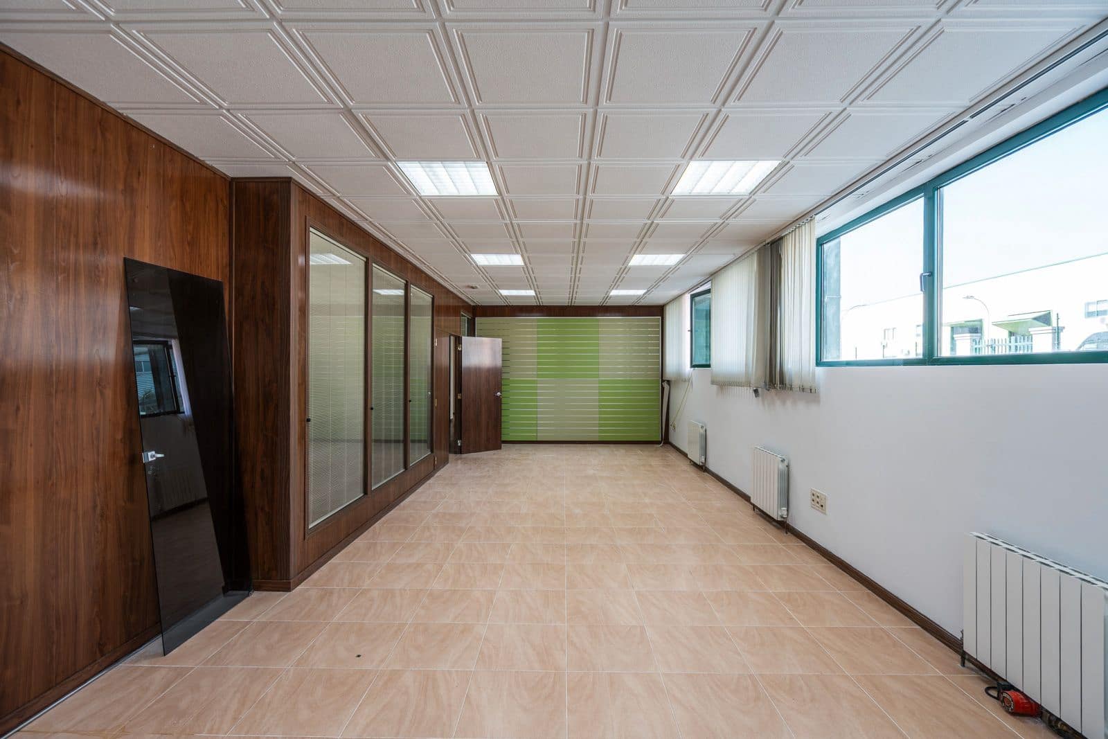 Erhverv til salg i Colmenar Viejo - € 3.990.000 (Ref: 9104106)