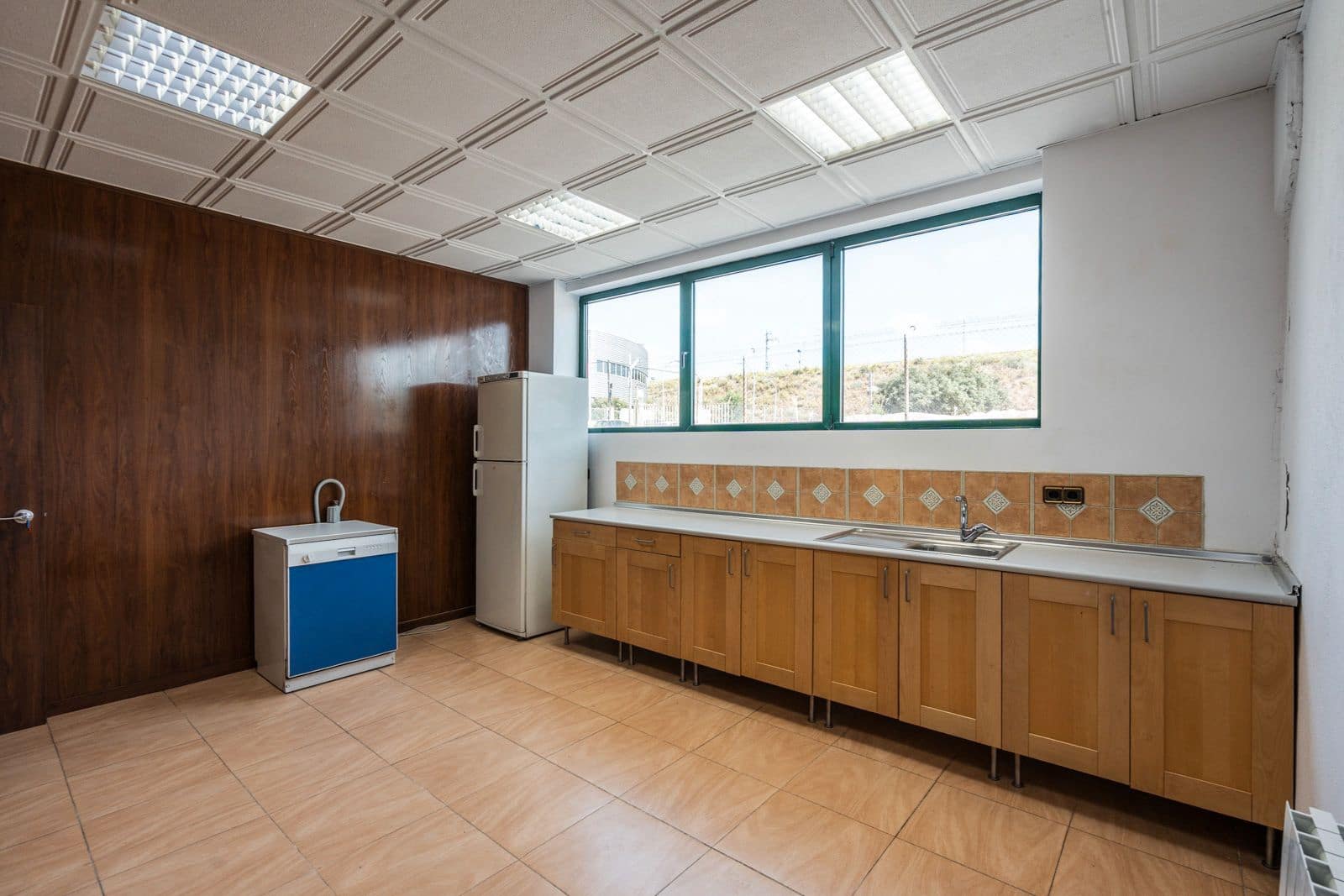 Erhverv til salg i Colmenar Viejo - € 3.990.000 (Ref: 9104106)