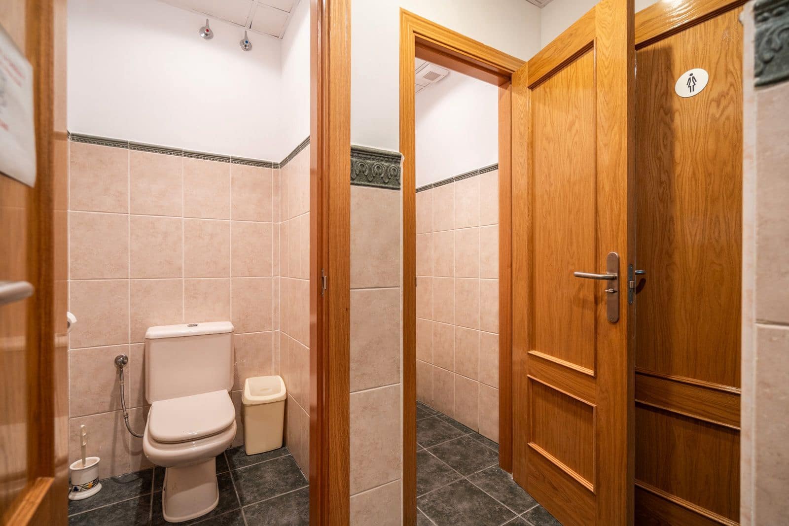 Erhverv til salg i Colmenar Viejo - € 3.990.000 (Ref: 9104106)