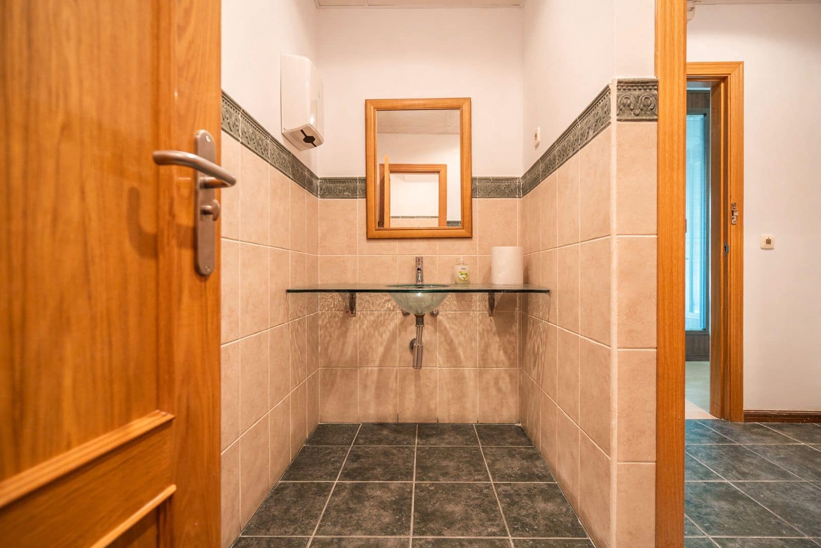 Erhverv til salg i Colmenar Viejo - € 3.990.000 (Ref: 9104106)