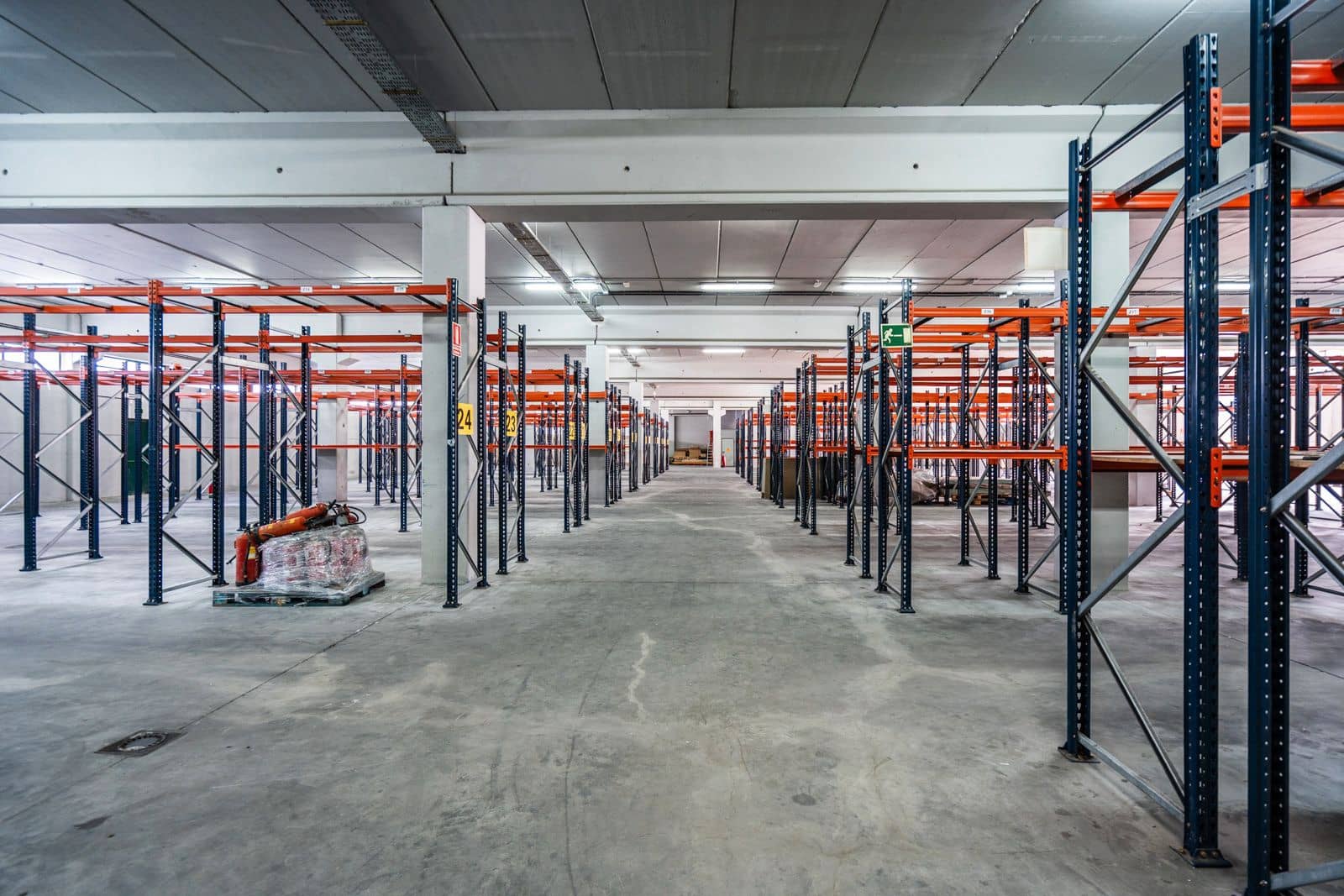 Erhverv til salg i Colmenar Viejo - € 3.990.000 (Ref: 9104106)