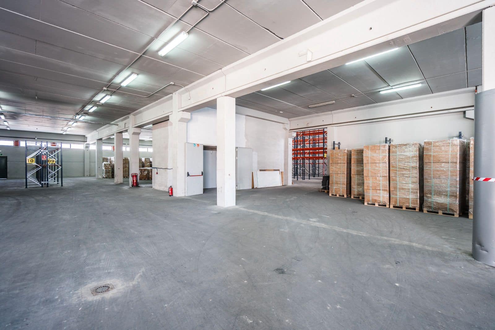 Erhverv til salg i Colmenar Viejo - € 3.990.000 (Ref: 9104106)