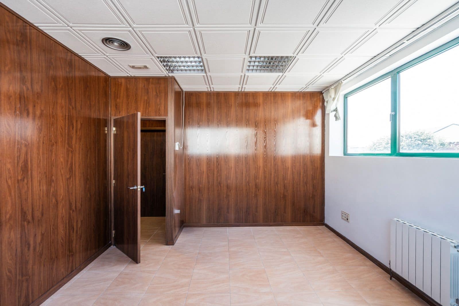 Erhverv til salg i Colmenar Viejo - € 3.990.000 (Ref: 9104106)