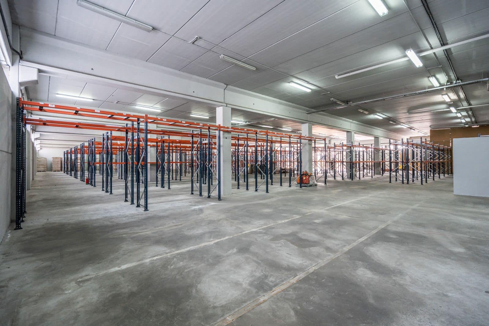 Erhverv til salg i Colmenar Viejo - € 3.990.000 (Ref: 9104106)