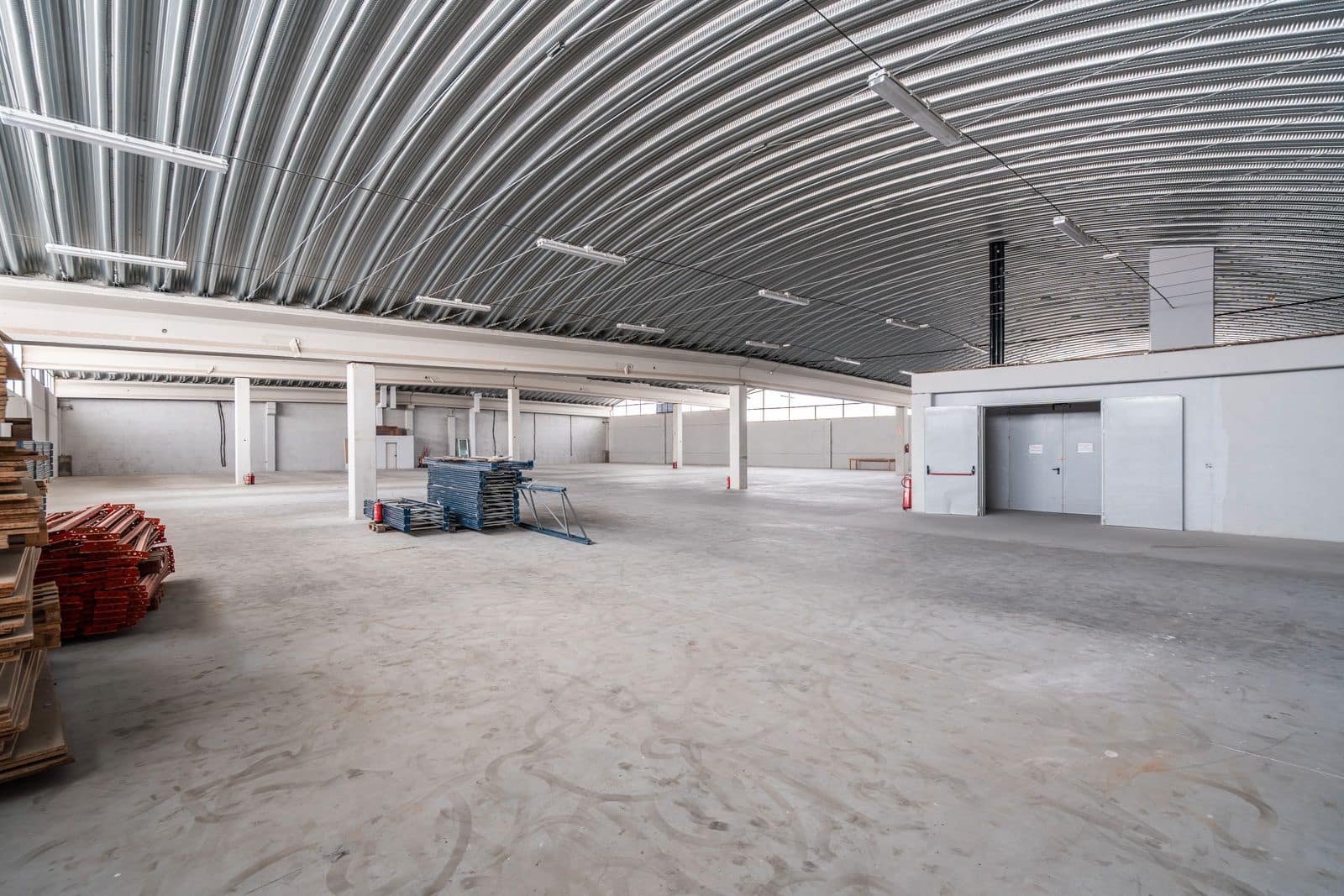 Erhverv til salg i Colmenar Viejo - € 3.990.000 (Ref: 9104106)