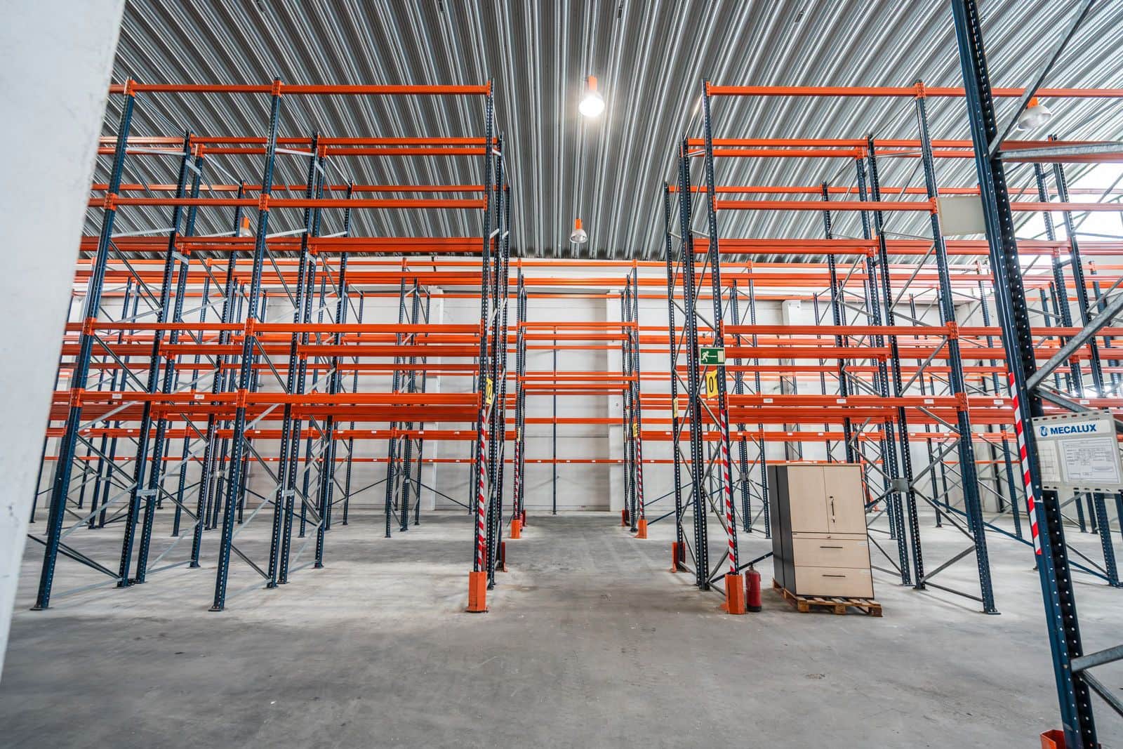 Erhverv til salg i Colmenar Viejo - € 3.990.000 (Ref: 9104106)