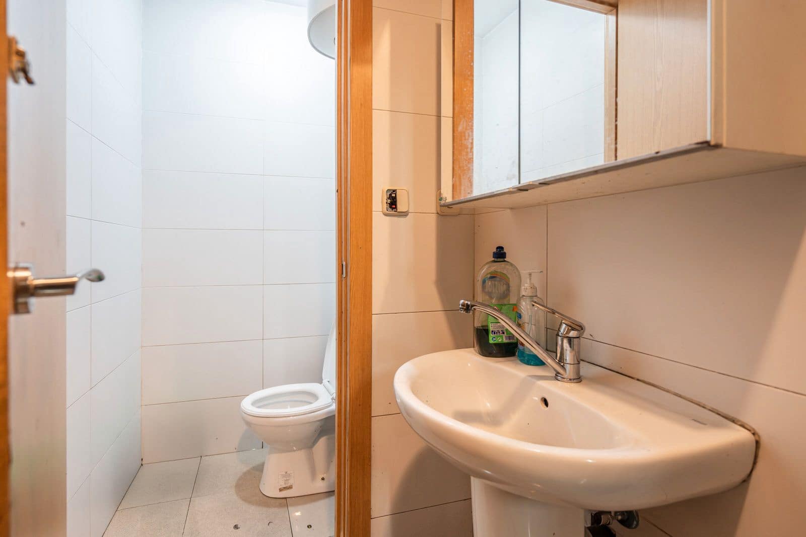 Erhverv til salg i Majadahonda - € 315.000 (Ref: 9113684)