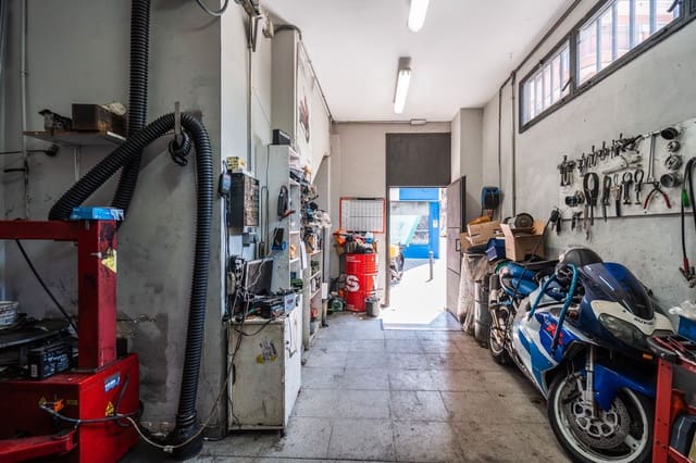 Comercial para venda em Majadahonda - 315 000 € (Ref: 9113684)