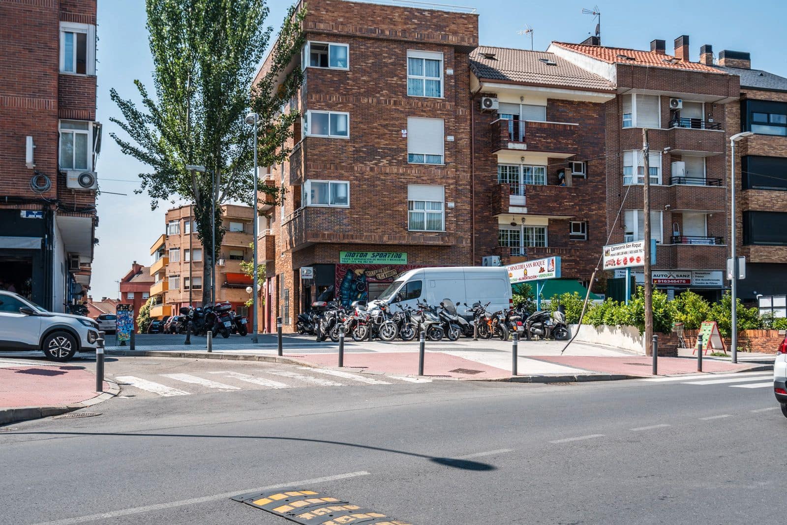 Erhverv til salg i Majadahonda - € 315.000 (Ref: 9113684)