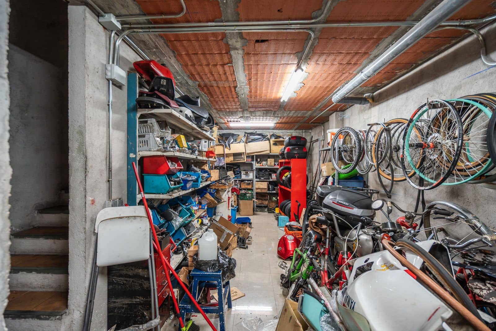 Erhverv til salg i Majadahonda - € 315.000 (Ref: 9113684)