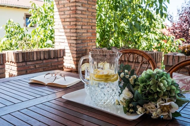 4 Zimmer Villa zu verkaufen in Manzanares el Real - 520.000 € (Ref: 9117300)