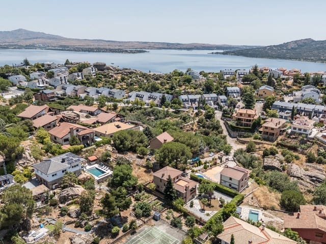 4 Zimmer Villa zu verkaufen in Manzanares el Real - 520.000 € (Ref: 9117300)