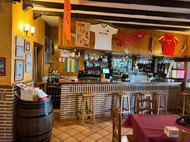 Commercial for sale in Lanzahíta - € 260,000 (Ref: 9138290)