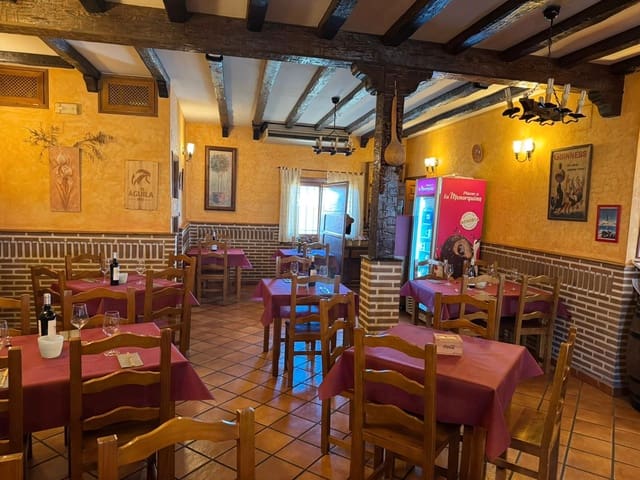 Commercial for sale in Lanzahíta - € 260,000 (Ref: 9138290)